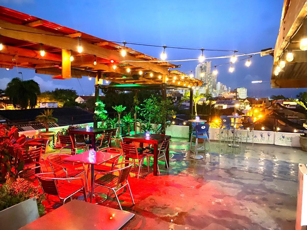 La Buleka Hostel Cartagena Bagian luar foto