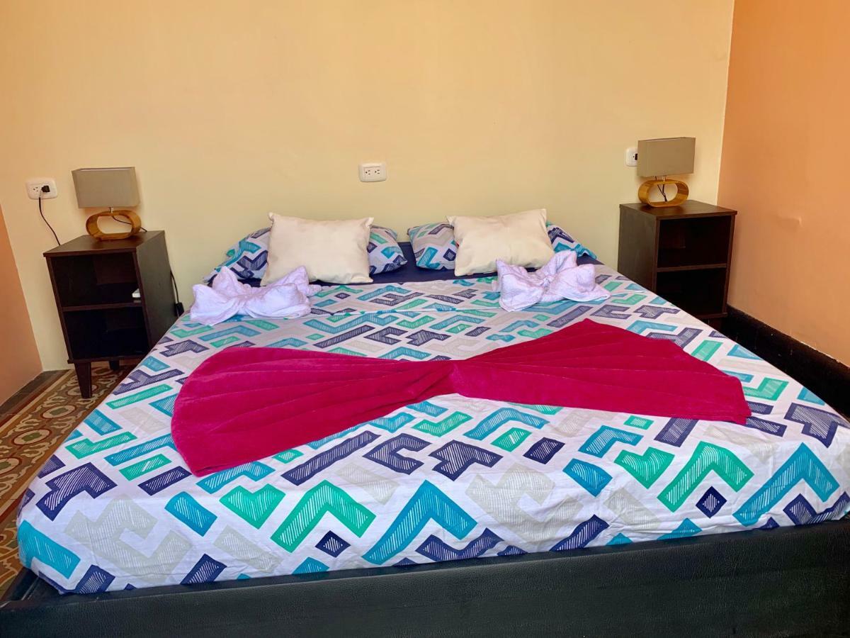 La Buleka Hostel Cartagena Bagian luar foto