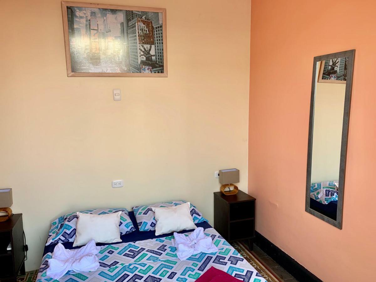 La Buleka Hostel Cartagena Bagian luar foto
