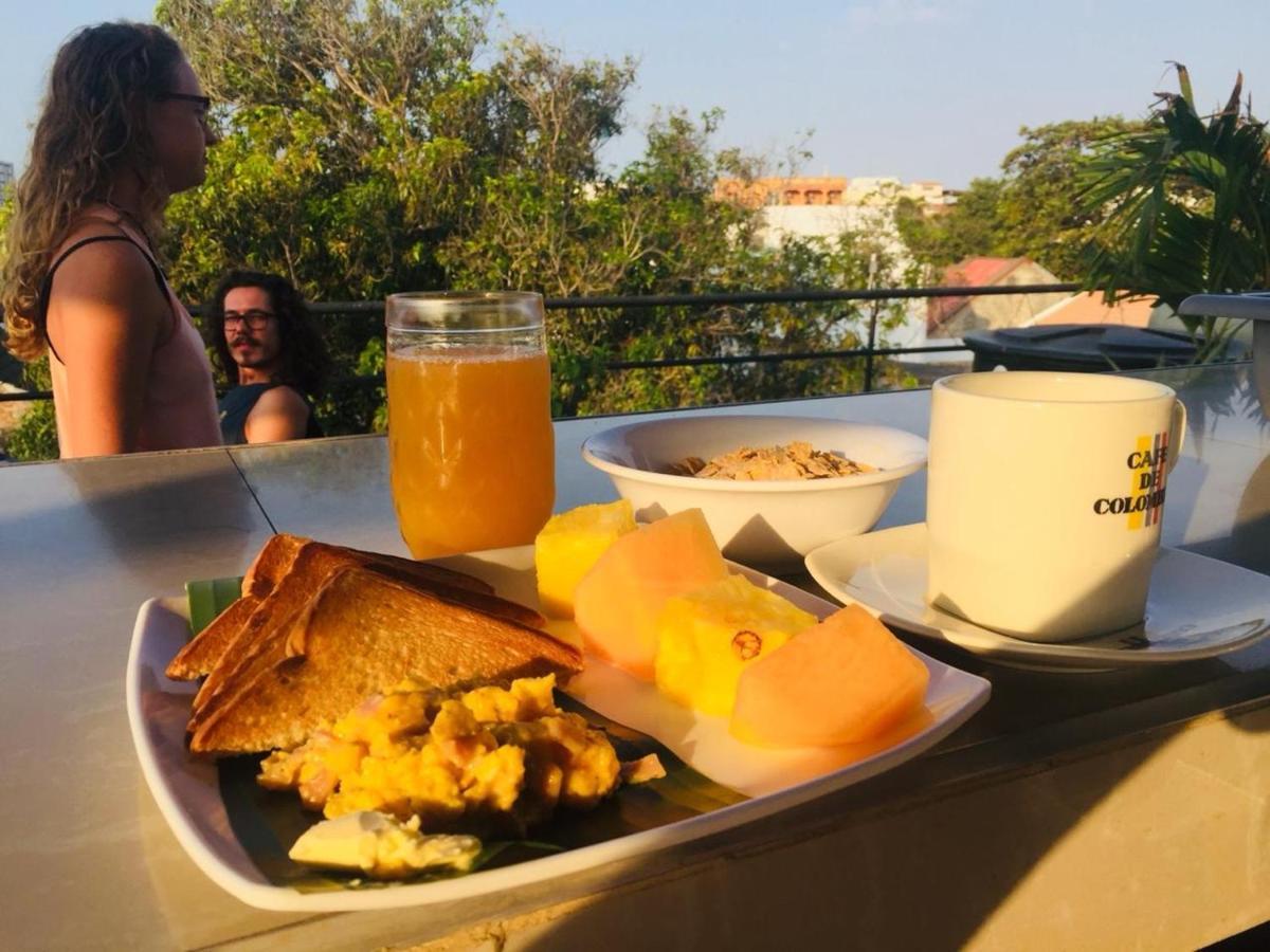 La Buleka Hostel Cartagena Bagian luar foto